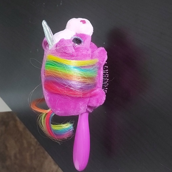 Unicorn Bathtime Wet Hair Brush - Picture 4 of 7